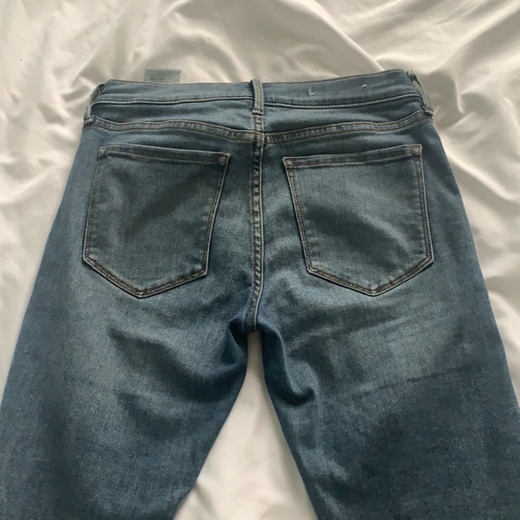 Banana Republic medium wash jeans - Picture 2 of 3